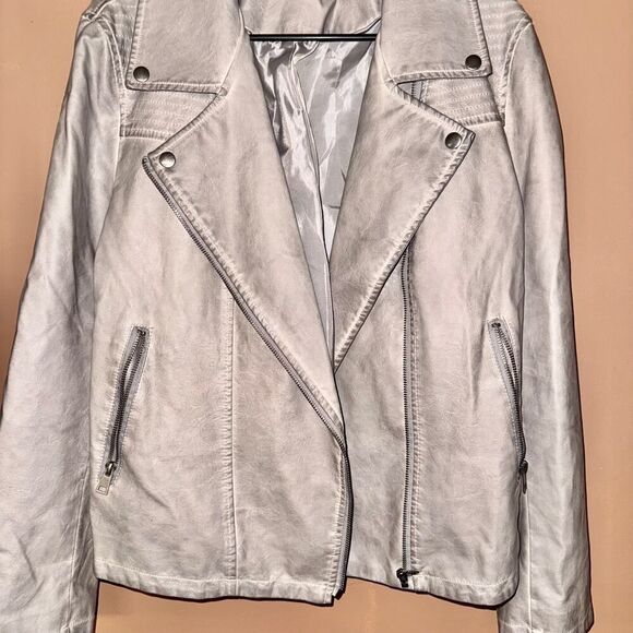 Bagatelle Women's Tan Faux Leather Motorcycle Jacket - XL - Picture 5 of 8